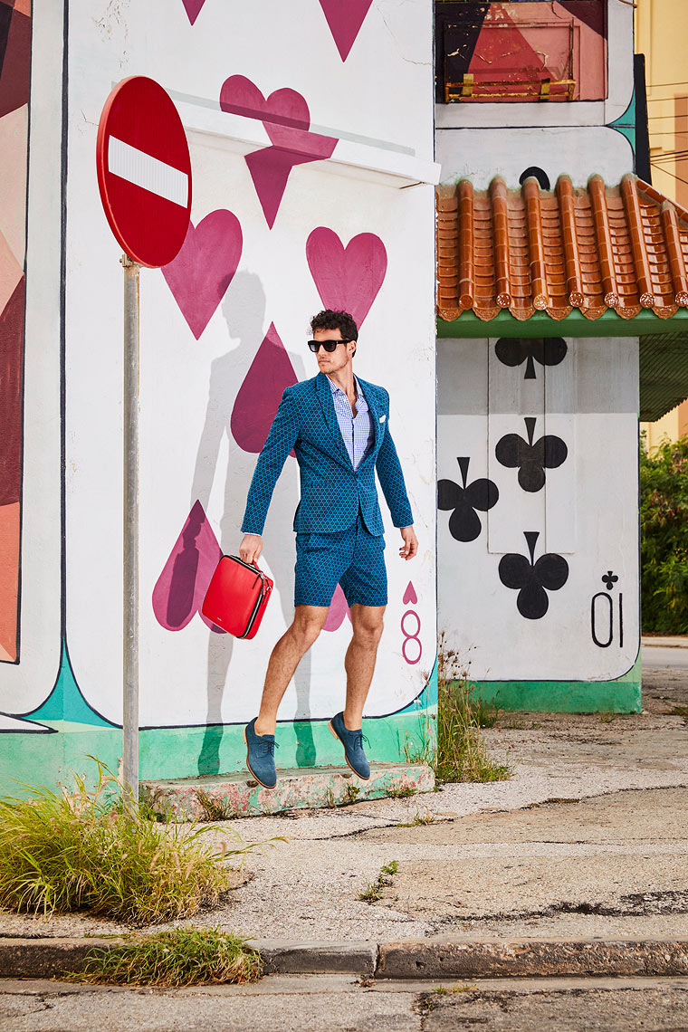 RH_Lifestyle_2019_resort_House-of-Cards_S01_00645